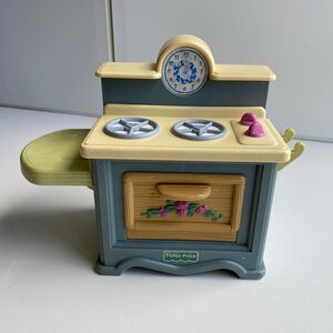 Vintage 1998 Fisher Price Briarberry Bear Kitchen Stove Oven Doll house